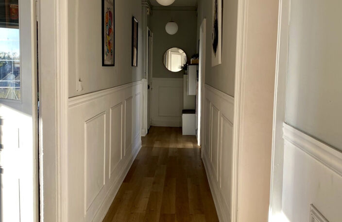 Neudorf, Place du Marché   Appartement de caractère de 115 m — photo 4
