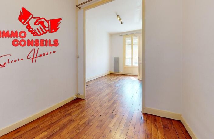 APPARTEMENT LUMINEUX HYPER CENTRE PROCHE COMMODITÉS — photo 3
