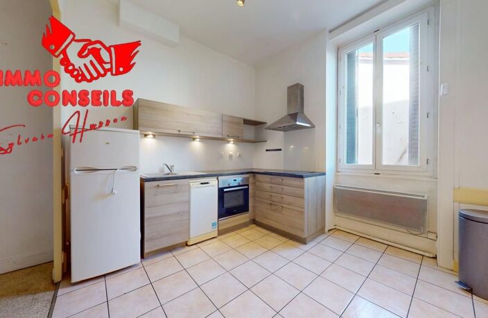 APPARTEMENT LUMINEUX HYPER CENTRE PROCHE COMMODITÉS — photo 4