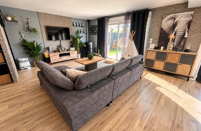 LE LUC EN PROVENCE - MAISON 140 m² – 5 CHAMBRES – JARDIN COUP DE CŒUR AVEC PISCINE ! — photo 2