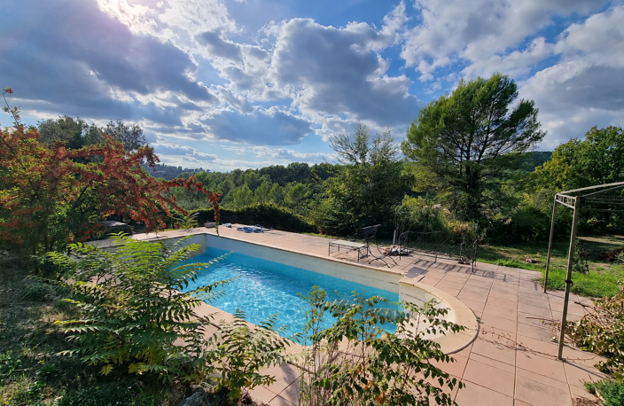 VAR (83) - À VENDRE - FLAYOSC - Coup de coeur pour cette vill — photo 2