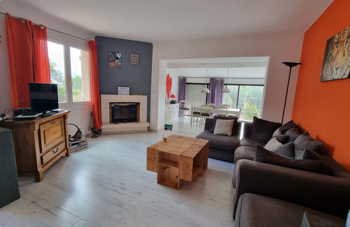 VAR (83) - À VENDRE - FLAYOSC - Coup de coeur pour cette vill — photo 5