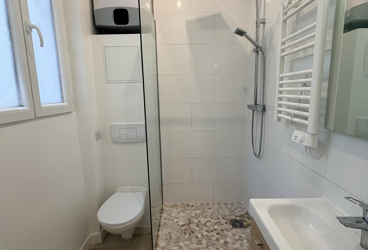 STUDIO ideal invesstisseurs ou pied à terre - rue Benard — photo 1