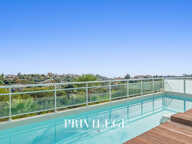 NICE   VILLA CONTEMPORAINE AVEC PISCINE, VUE DÉGAGÉE ET APER — photo 2