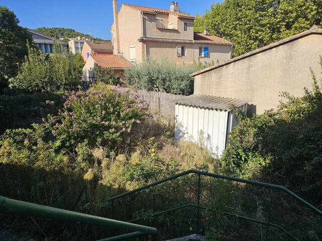 APPARTEMENT T3 64 M2 à rénover