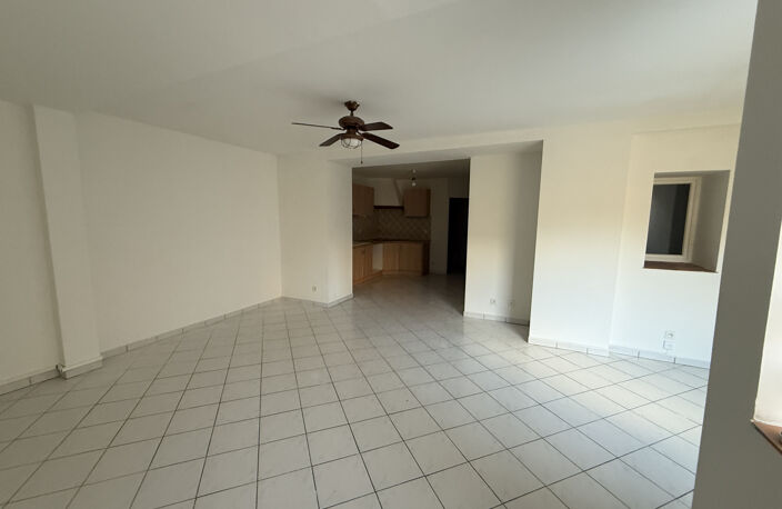 Appartement T3 -Centre ville de Hyères - — photo 2