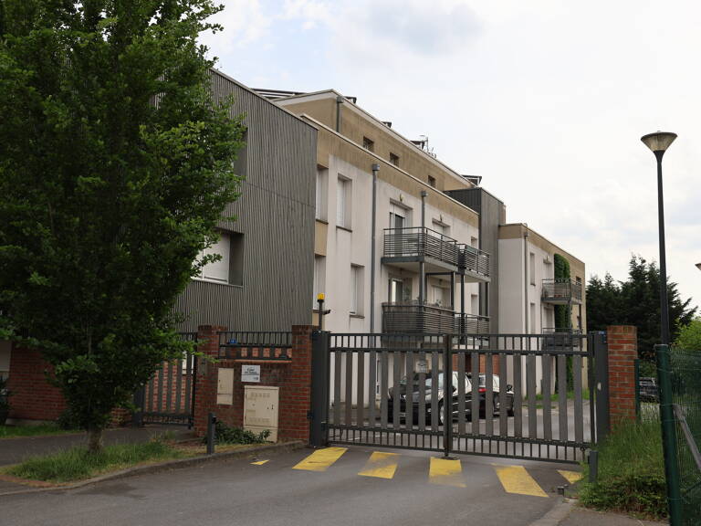 T3 avec jardin privatif de 60m², terrasse, parking privé — photo 1