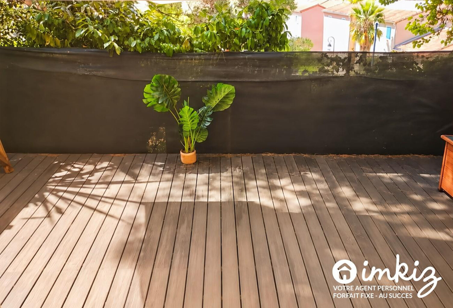 Appartement 2 pièces rez de jardin avec loggia — photo 1