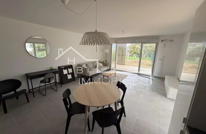 Vente appartement 3 pièces 64 m² Nice (06200) — photo 2