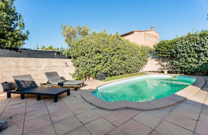 Aubagne : maison familiale avec piscine et studio indépendan — photo 4