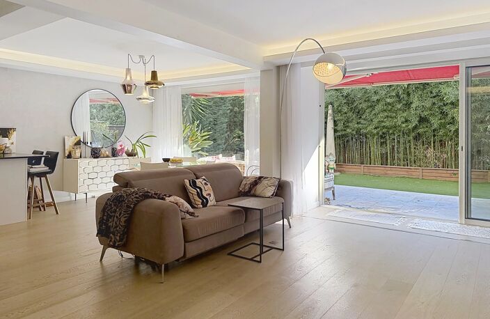 CANNES – DUPLEX 5 PIÈCES – 128 M² – JARDIN PRIVATIF 145 M² – PRESTATIONS HAUT DE GAMME — photo 5