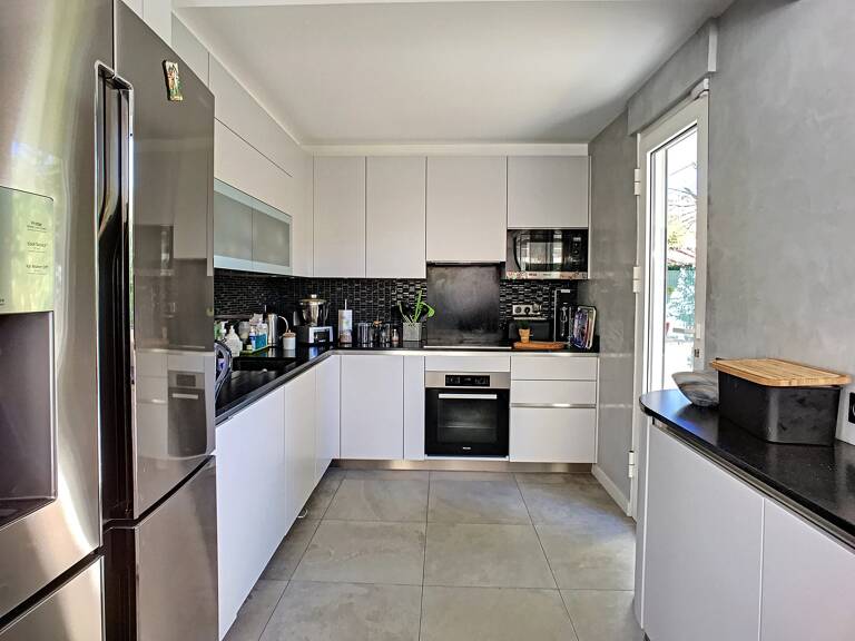 CANNES – DUPLEX 5 PIÈCES – 128 M² – JARDIN PRIVATIF 145 M² – PRESTATIONS HAUT DE GAMME — photo 1
