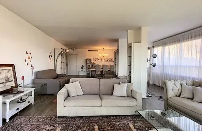 SUPER CANNES - SPACIEUX APPARTEMENT AVEC VUE MER DANS UN DOMAINE D’EXCEPTION — photo 3