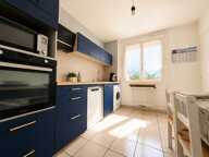 Appartement rénové de 94,72 m² en centre-ville de Romans-sur- — photo 2
