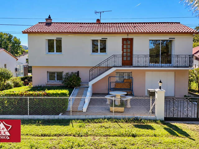 Maison familliale avec jardin — photo du bien