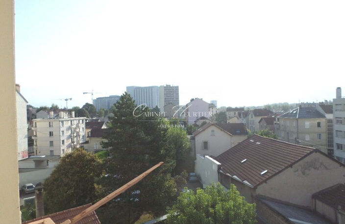GRENOBLE  ÎLE VERTE | T3 avec deux balcons et cave — photo 5