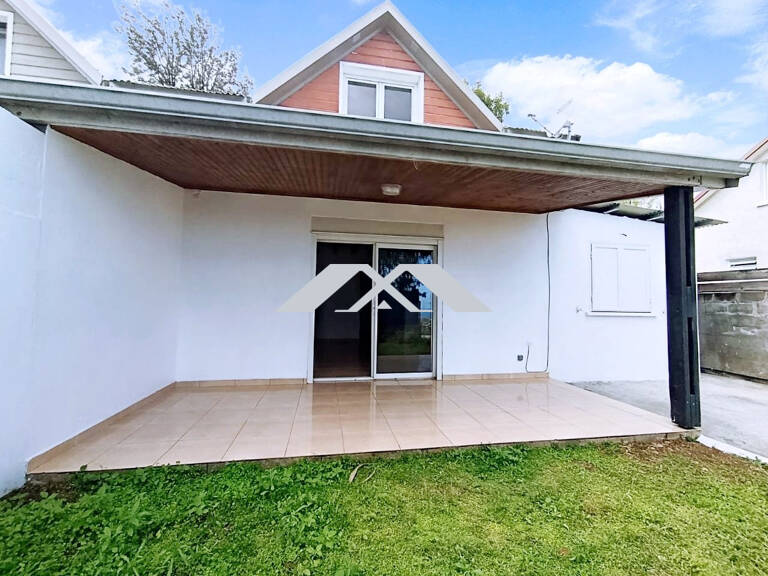 Maison F4 + Bureau Saint Louis — photo 1