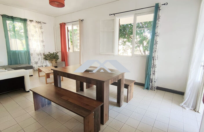 Grande maison aux multiples possibilités à Saint-Louis — photo 2