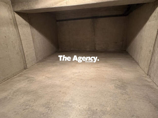 GARAGE TRIPLE - CHATEAU BORELY — photo du bien