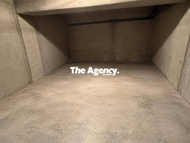GARAGE TRIPLE - CHATEAU BORELY — photo 1