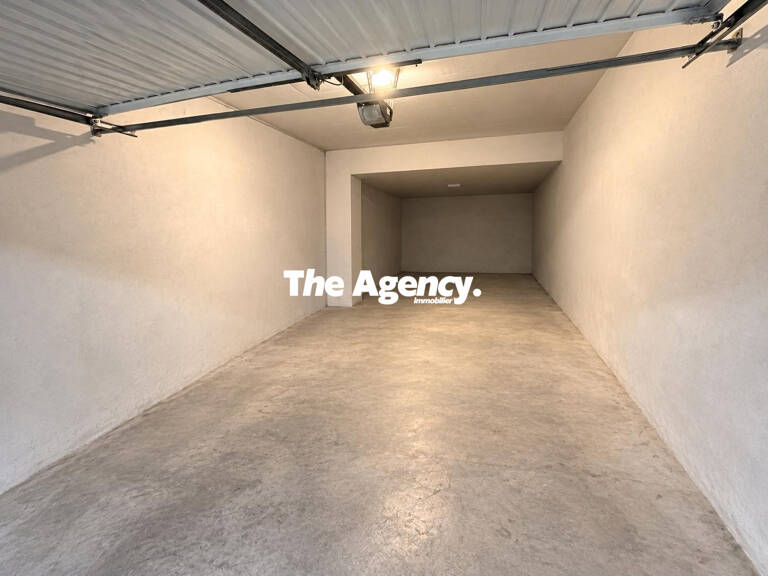 GARAGE DOUBLE- CHATEAU BORELY — photo 1