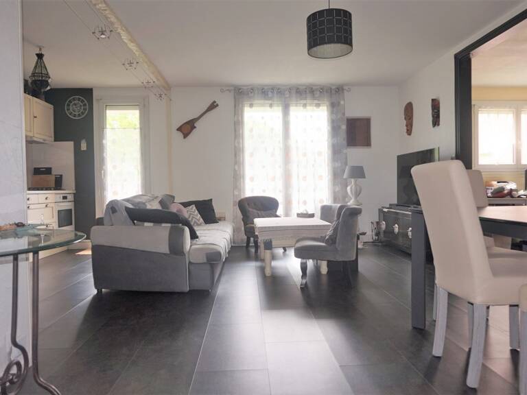 APPARTEMENT T4/5 + TERRASSE + PARKING — photo 1