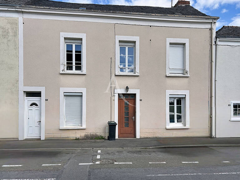 Immeuble - 2 appartements - DAON — photo 1