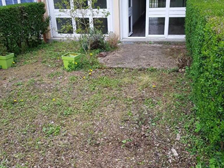 Appartement Evreux 1 pièce 49.25 m² avec JARDINET et PARKING — photo 1