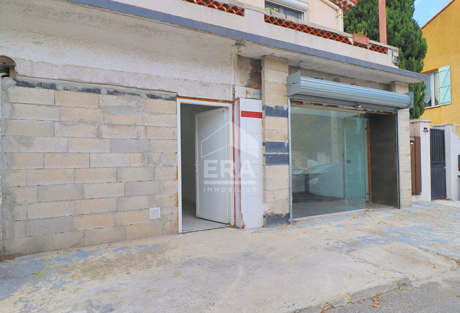 À LOUER Local commercial 85 m² + jardin 40 m² + 3 parkings ? Marseille 13011 — photo 1