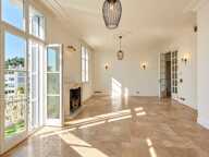 APPARTEMENT DE PRESTIGE DANS UN ANCIEN PALACE BELLE ÉPOQUE – VUE — photo 4