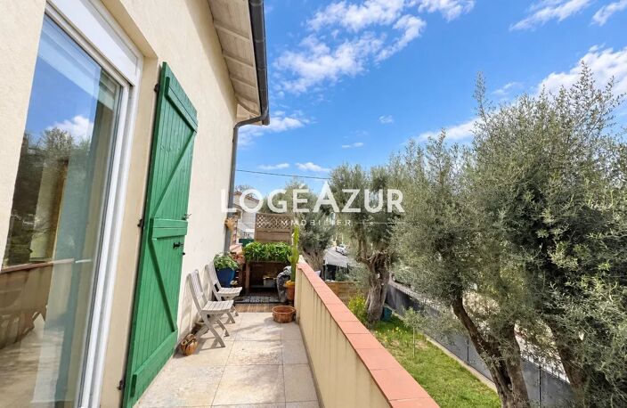 VENTE APPARTEMENT 2 CHAMBRES EN DUPLEX ANTIBES - PARKING — photo 5