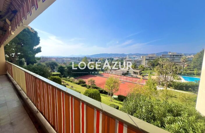 LOCATION MEUBLÉE JUAN LES PINS - APPARTEMENT 2 CHAMBRES - PISCIN — photo 2