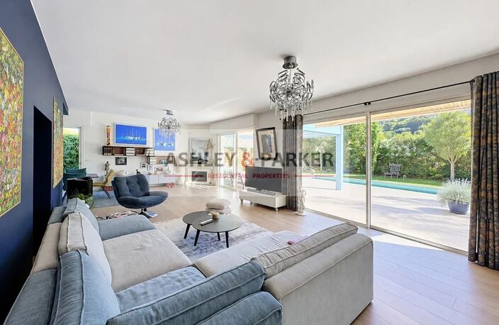 VILLA 6 PIECES — photo 2