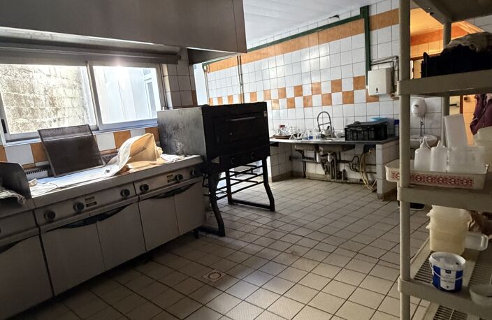 Vente Boutique/Local commercial 140 m&sup2; — photo 5