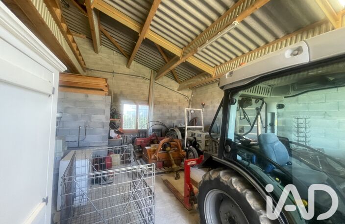 Vente Garage 227 m&sup2; — photo 4