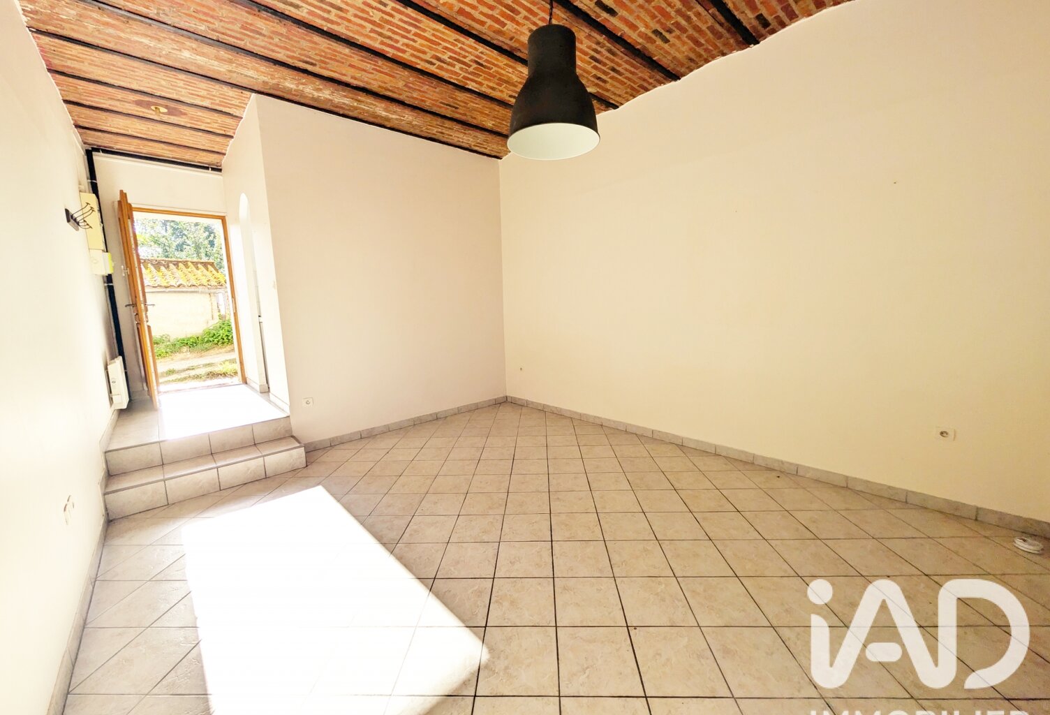 Vente Studio 1 pièce — photo 1
