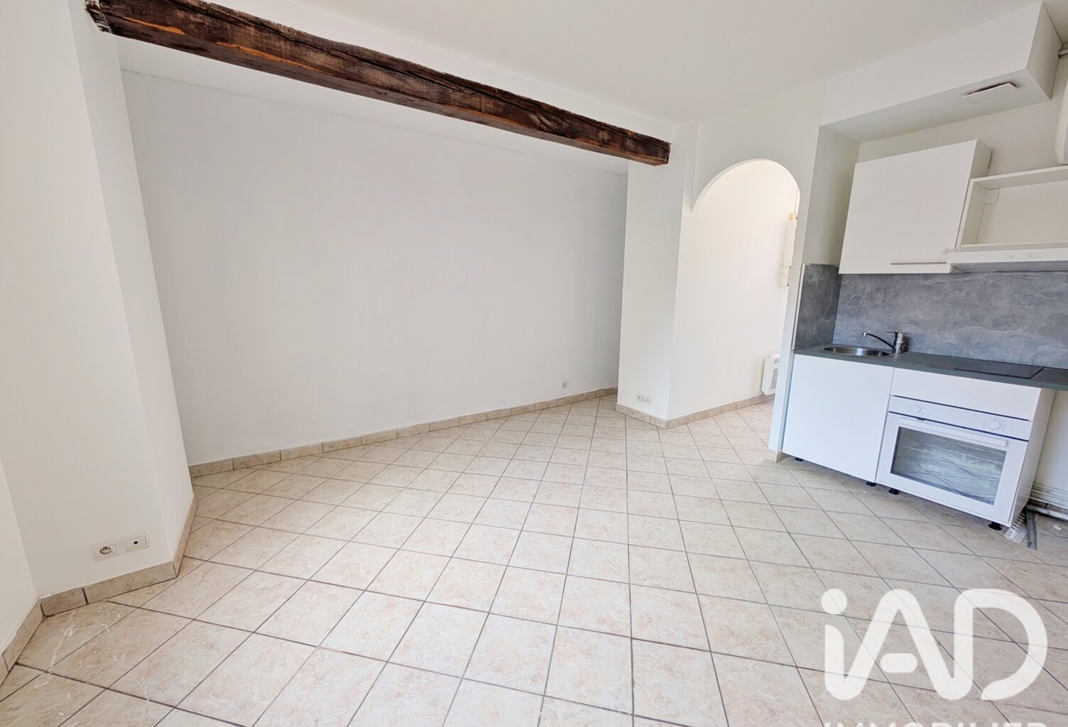 Vente Studio 1 pièce — photo 1