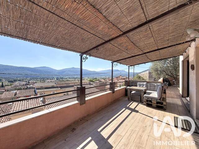 Vente Maison/villa 4 pièces — photo du bien