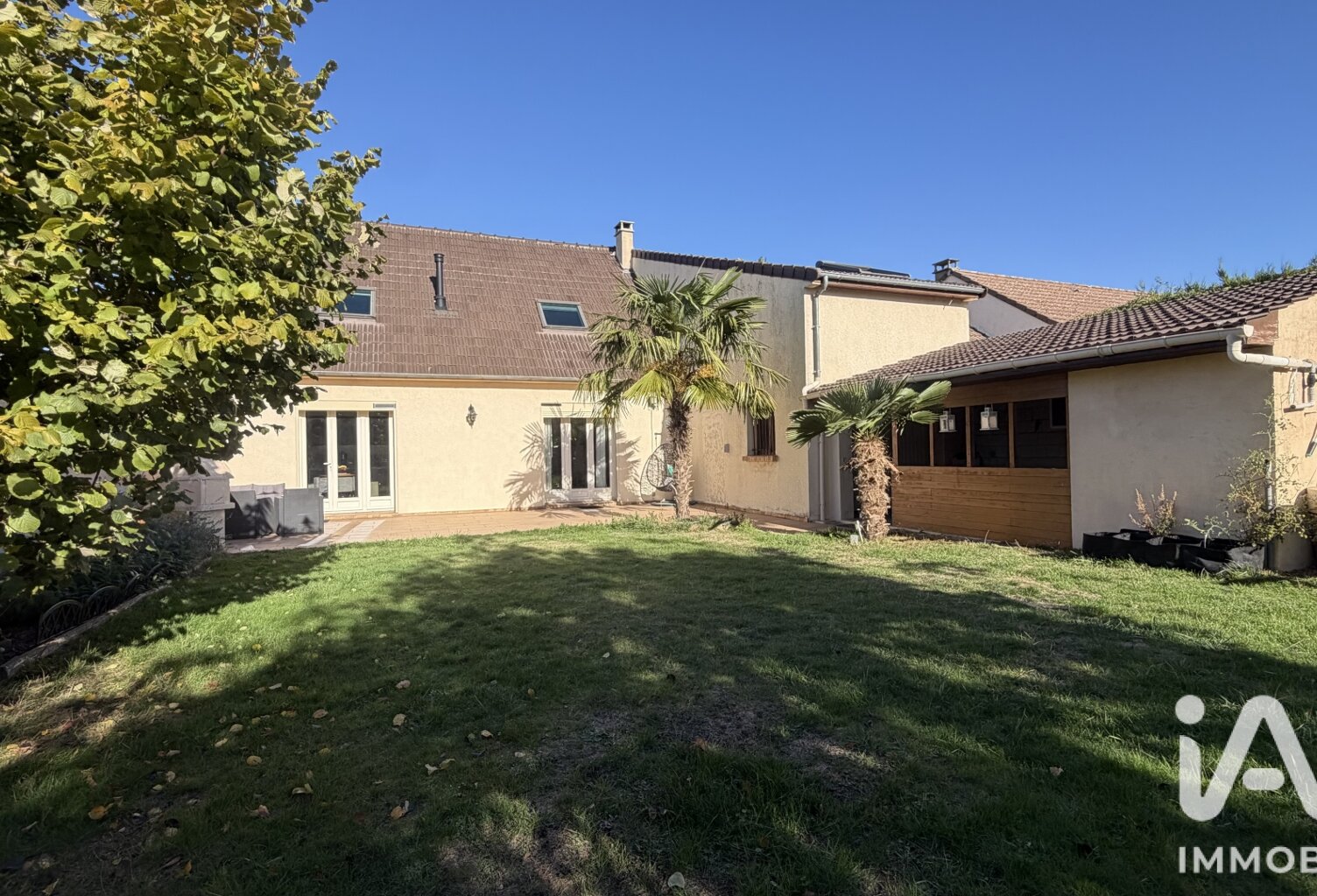Vente Maison/villa 8 pièces — photo 1