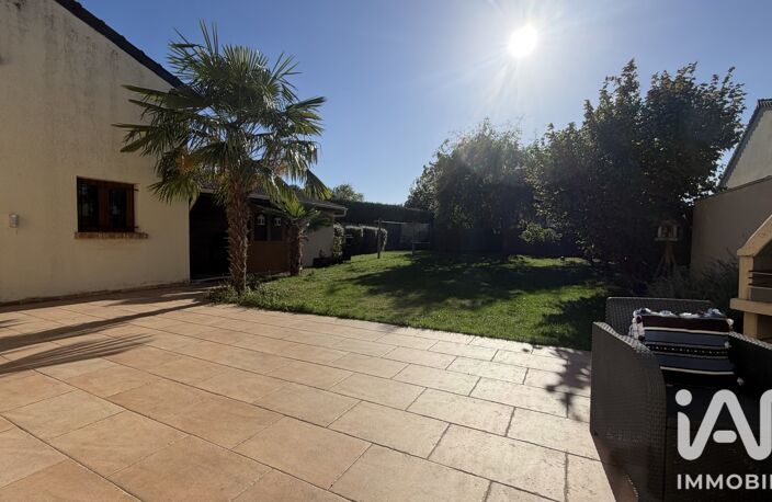 Vente Maison/villa 8 pièces — photo 2