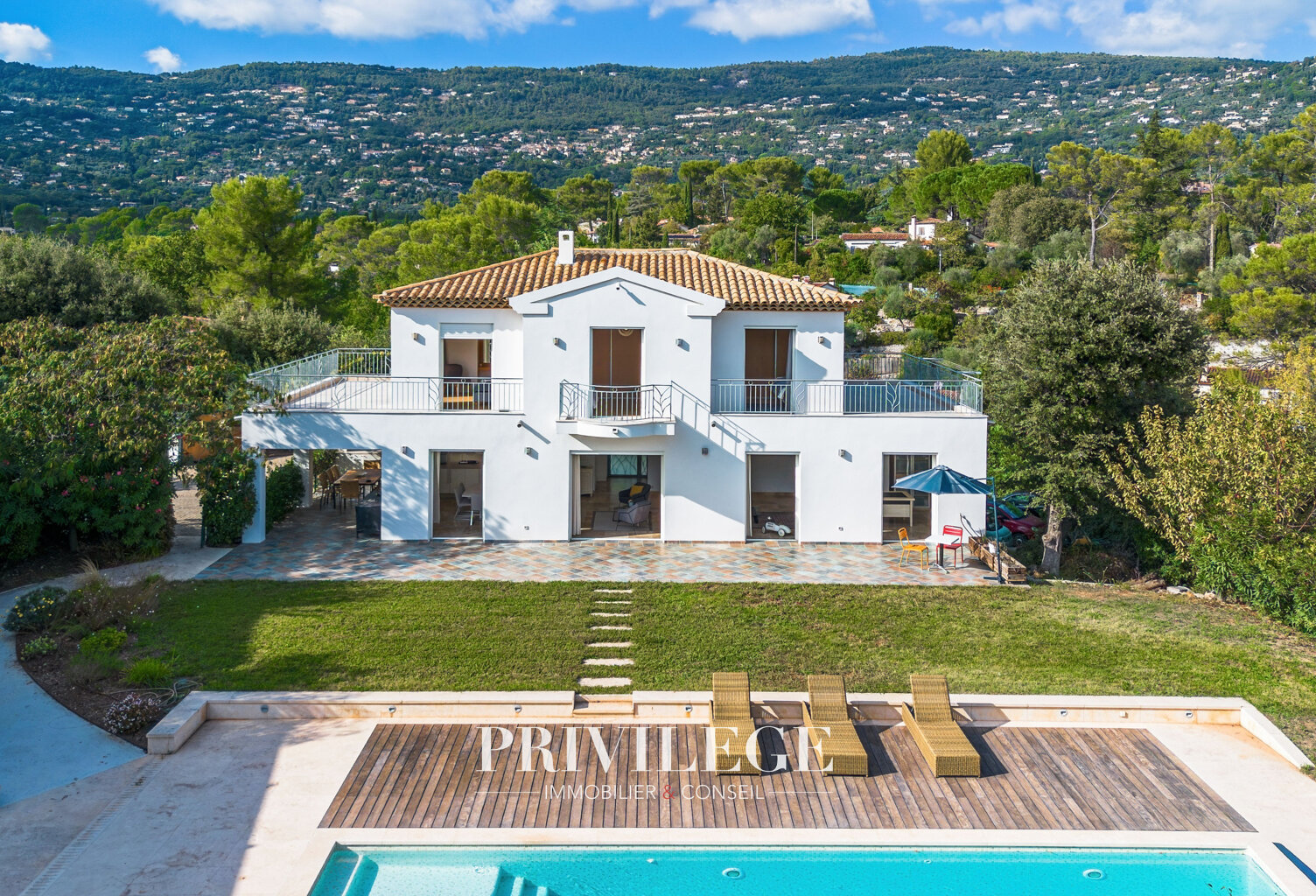Peymeinade -- Villa contemporaine de première main, piscine e — photo 1