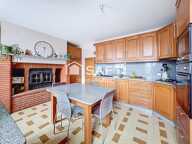 Superbe propriété familiale avec dépendances, terrain divisible et nombreuses possibilités — photo 4