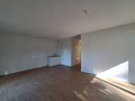 APPARTEMENT T3 + TERRASSE + JARDIN + PARKING - IZON — photo 2