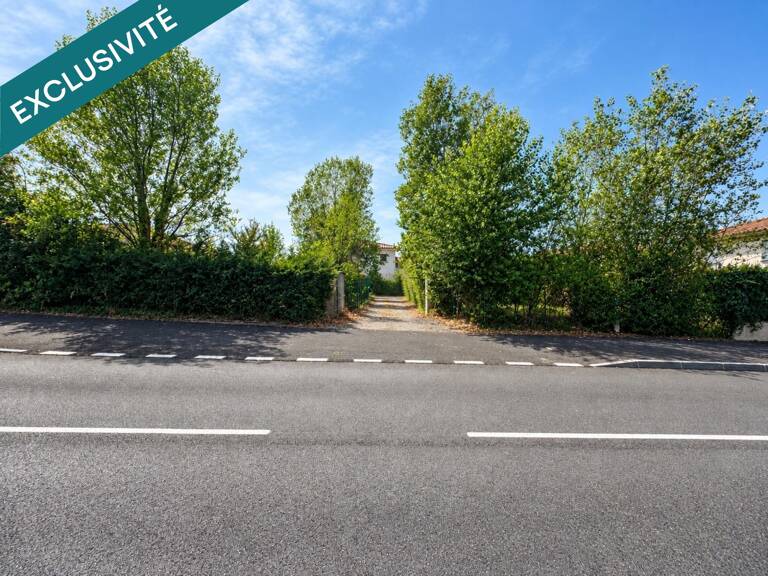 Terrain constructible 608 m2 à Chasse-sur-Rhône — photo 1