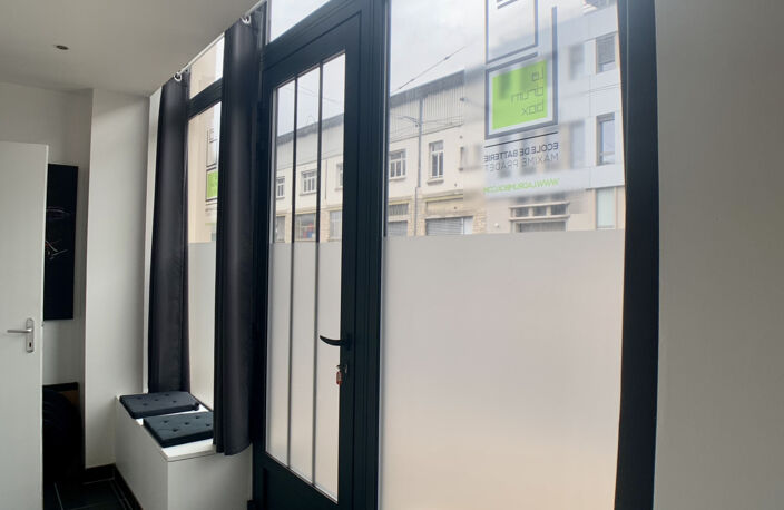 DIJON rue Arquebuse ,proche de la gare et centre ville :Appa — photo 2