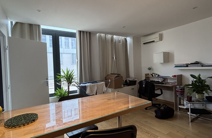 DIJON rue Arquebuse ,proche de la gare et centre ville :Appa — photo 5