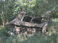 EXCLUSIVITÉ - TERRAIN DE 1 716 M² AVEC DEUX RUINES EN PIERRE — photo 2