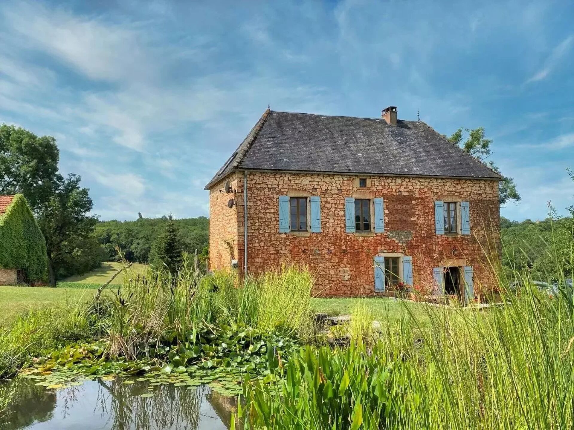 Maison 8 pièces · à Dégagnac · 598 000 €