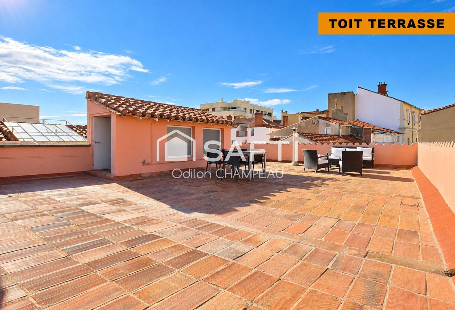 Appartement T4 traversant (90m²) + Place de parking + Gigantesque toit-terrasse (90m²) — photo 1