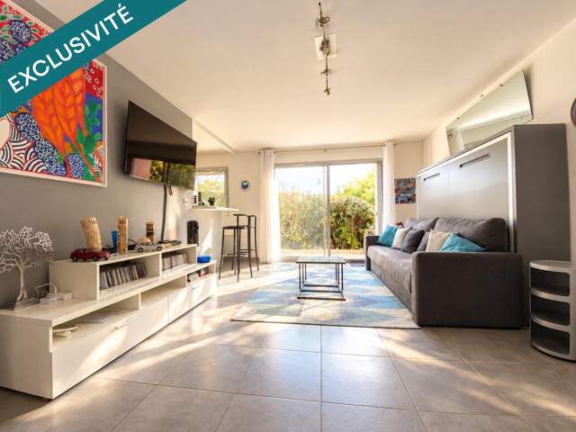 LA ROCHELLE  A 50 MÈTRES DE LA MER  TRÈS BEAU STUDIO AVEC TERRASSE SANS AUCUN VIS A VIS ! — photo du bien